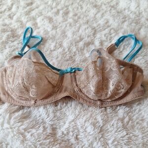 Tan and Blue Pretty Bra with Lace Cups 32B